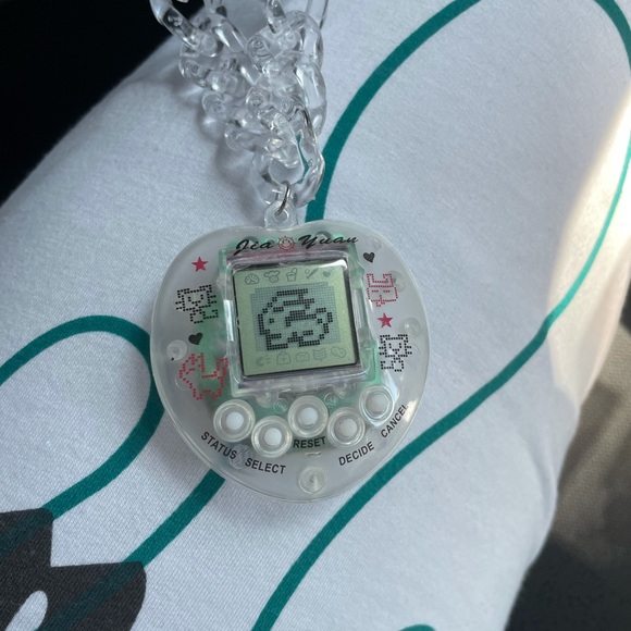 COPY - Tamagotchi Chain - Picture 5 of 5